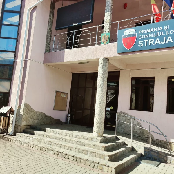 primaria comunei straja, suceava 2